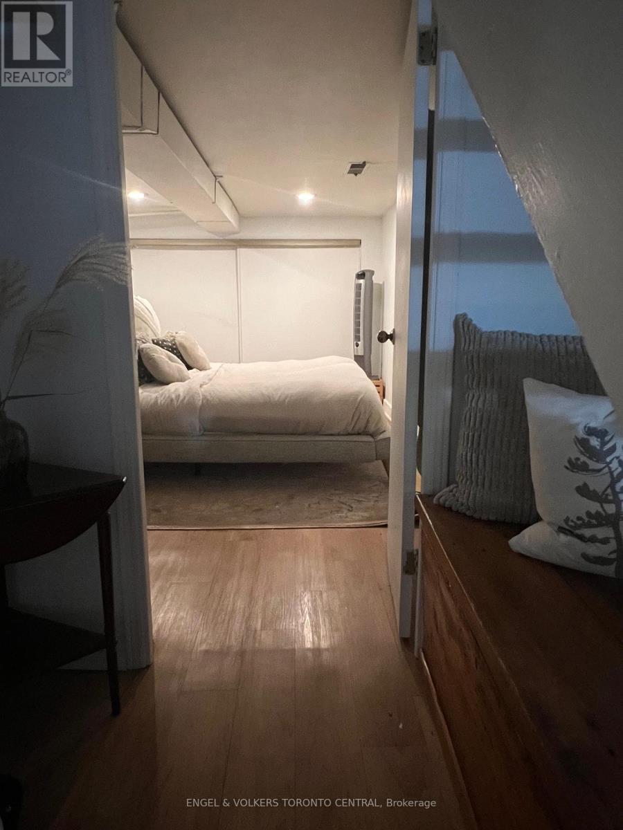 591 Pape Avenue, Toronto, ON - Indoor