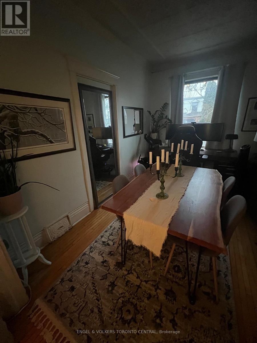 591 Pape Avenue, Toronto, ON - Indoor Photo Showing Other Room