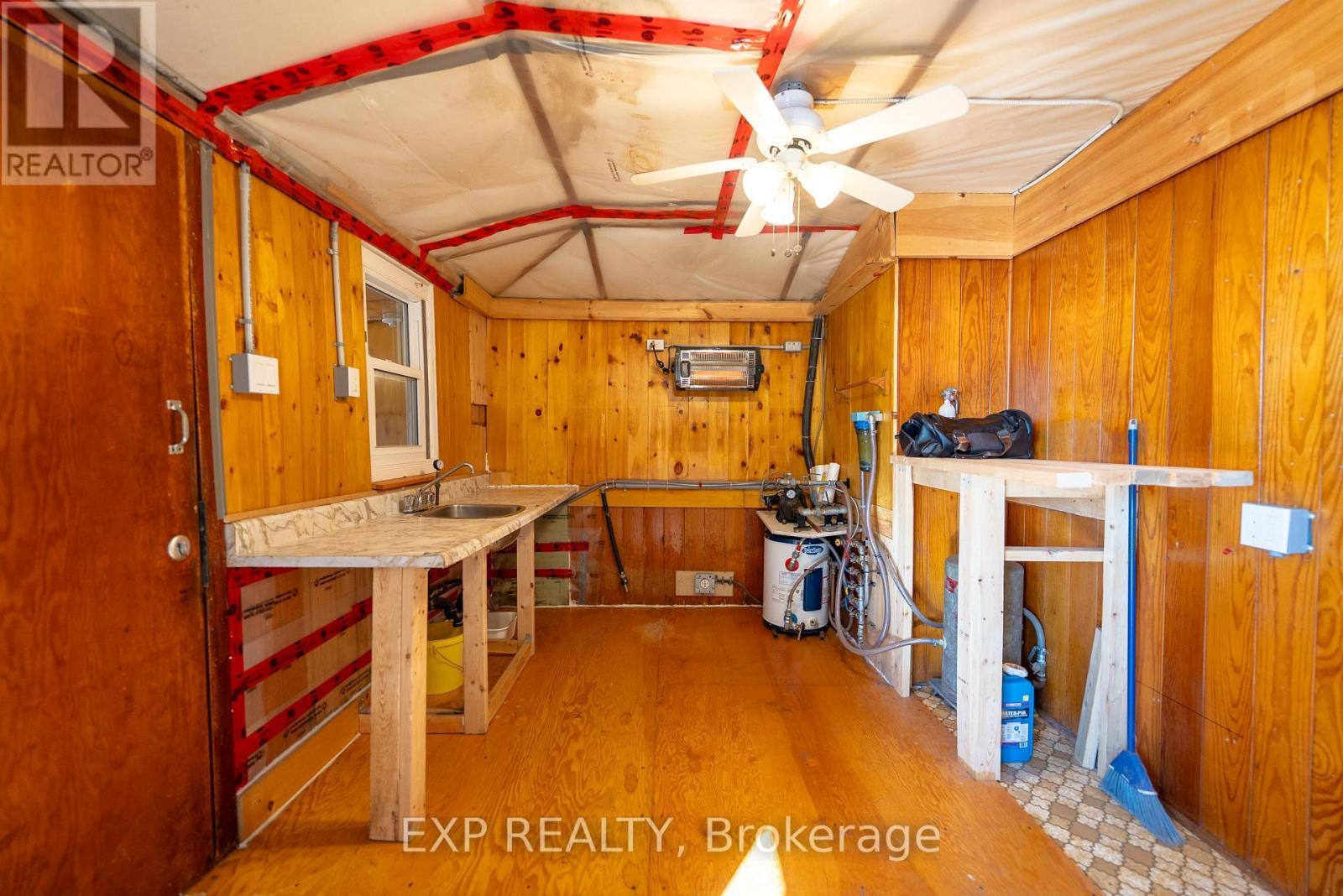 370 South Coast Drive, Haldimand, ON - Indoor Photo Showing Other Room