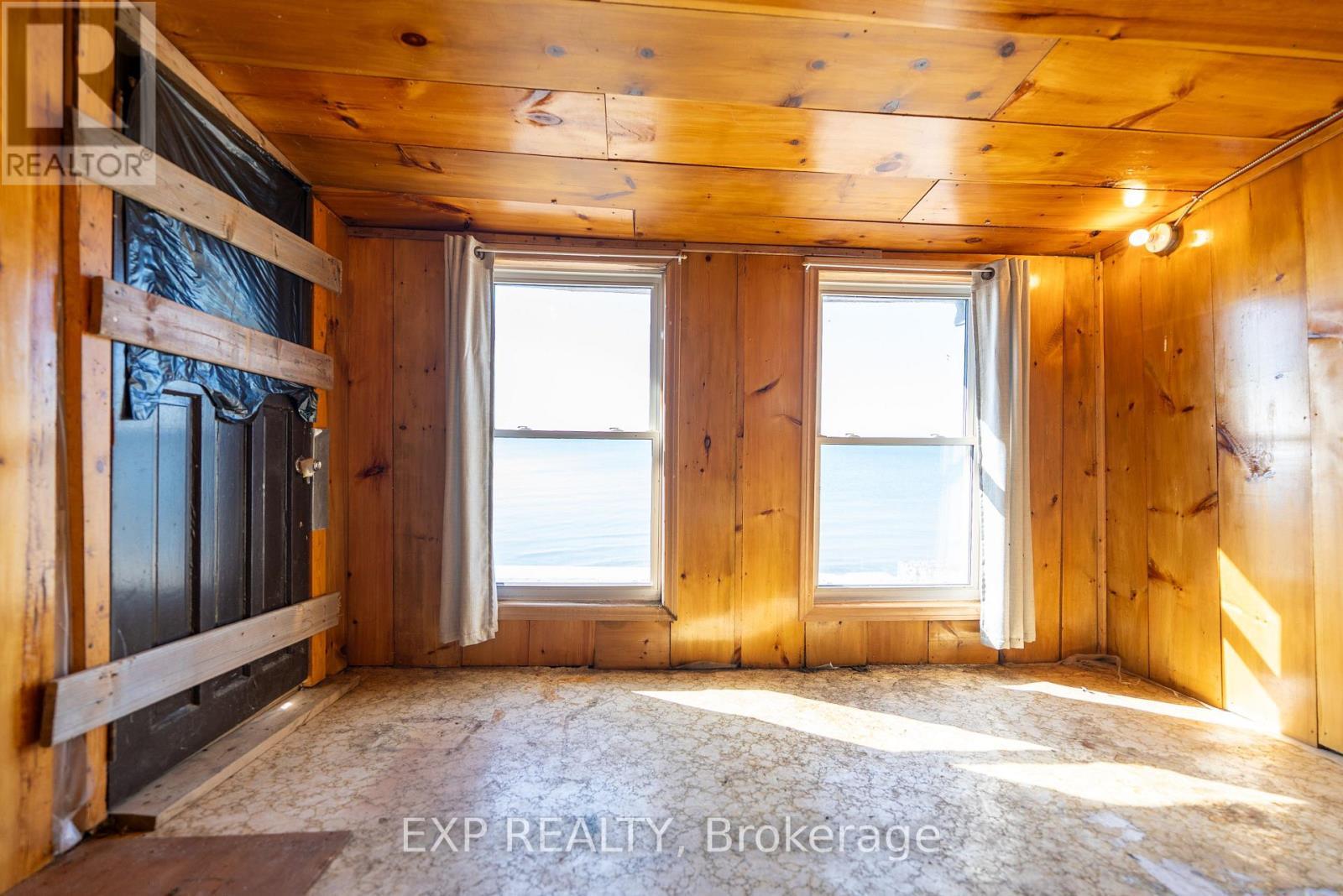 370 South Coast Drive, Haldimand, ON - Indoor Photo Showing Other Room