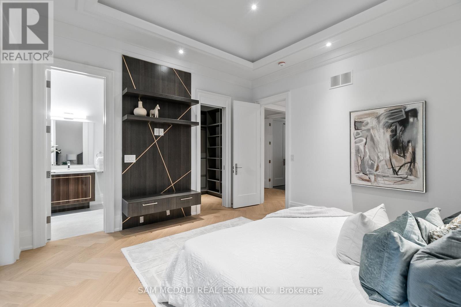 84 Pebbleridge Place, Oakville, ON - Indoor Photo Showing Bedroom