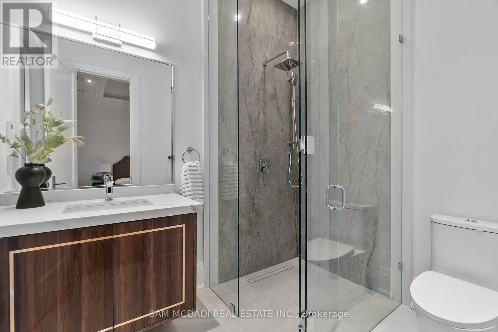 84 Pebbleridge Place, Oakville, ON - Indoor Photo Showing Bathroom