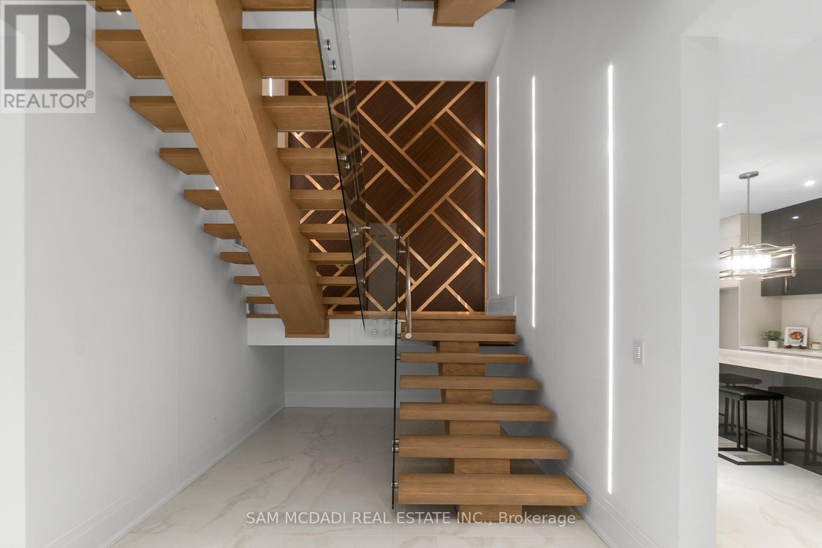 84 Pebbleridge Place, Oakville, ON - Indoor Photo Showing Other Room