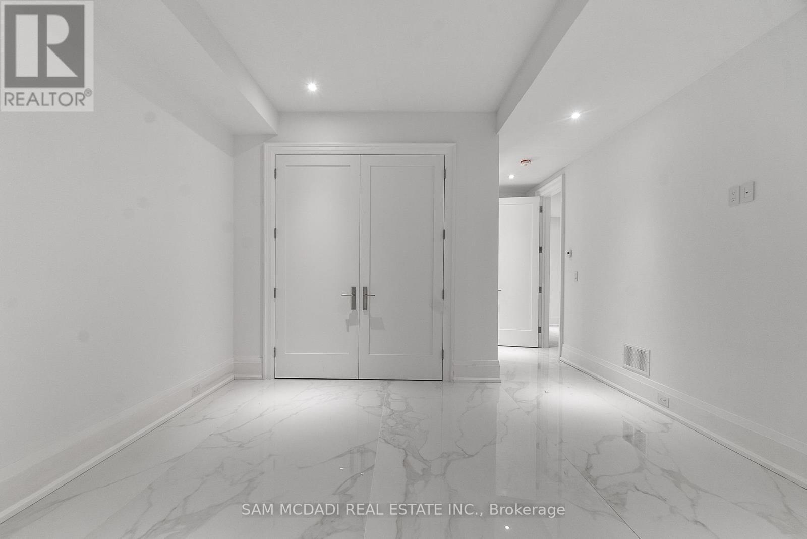 84 Pebbleridge Place, Oakville, ON - Indoor Photo Showing Other Room