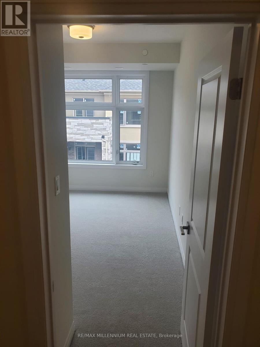 21 - 45 Fieldridge Crescent, Brampton, ON - Indoor Photo Showing Other Room