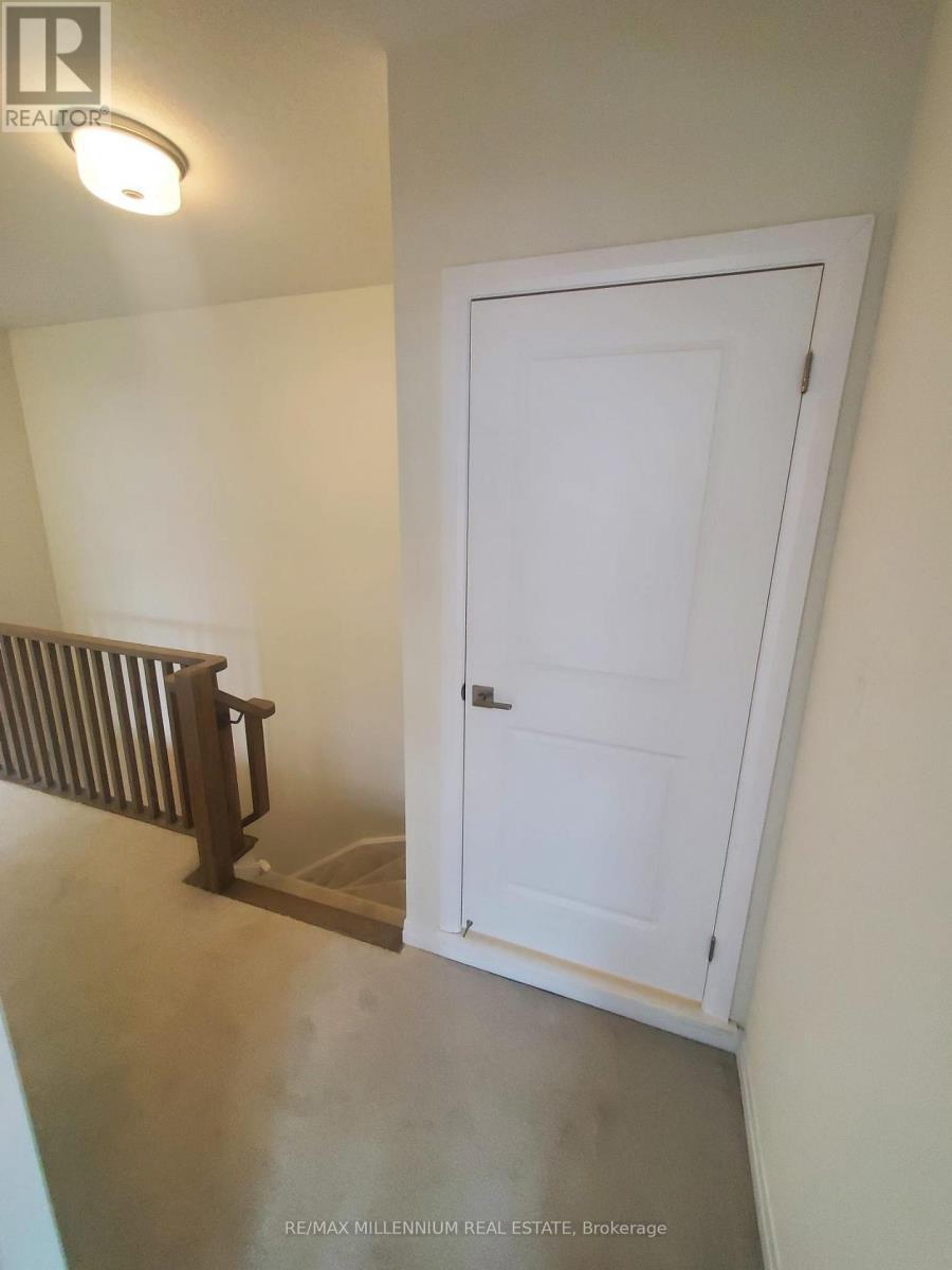 21 - 45 Fieldridge Crescent, Brampton, ON - Indoor Photo Showing Other Room