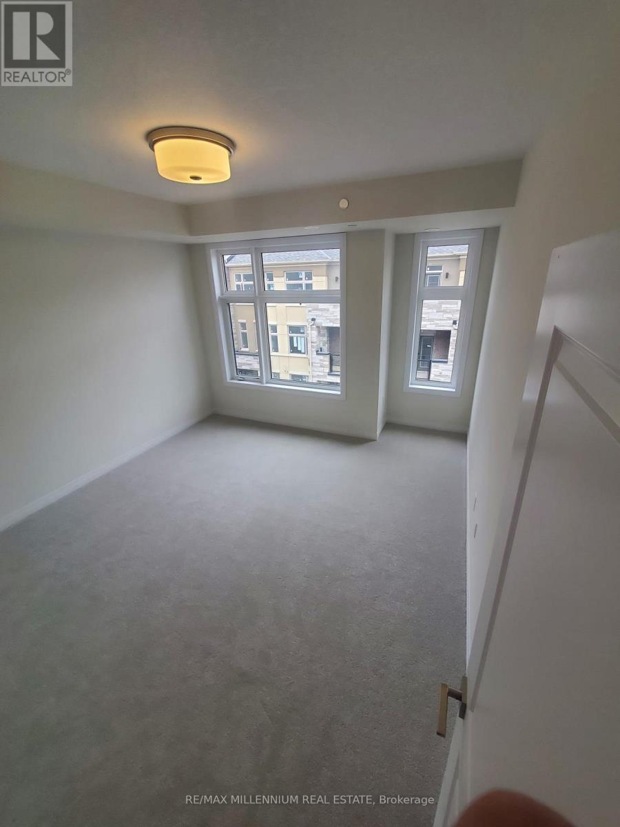 21 - 45 Fieldridge Crescent, Brampton, ON - Indoor Photo Showing Other Room