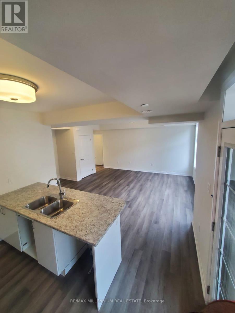 21 - 45 Fieldridge Crescent, Brampton, ON - Indoor Photo Showing Kitchen With Double Sink