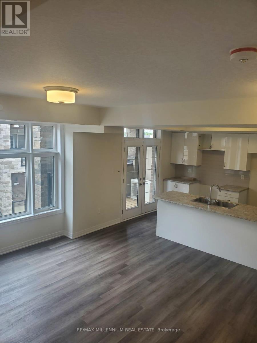 21 - 45 Fieldridge Crescent, Brampton, ON - Indoor Photo Showing Kitchen