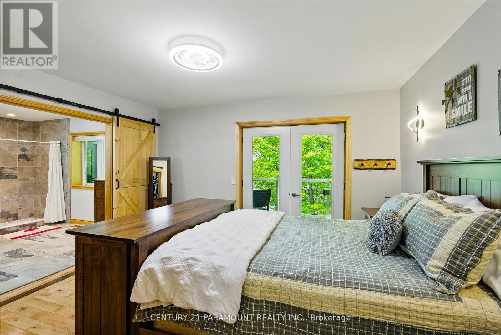 276 Jeffrey Road N, Ryerson, ON - Indoor Photo Showing Bedroom