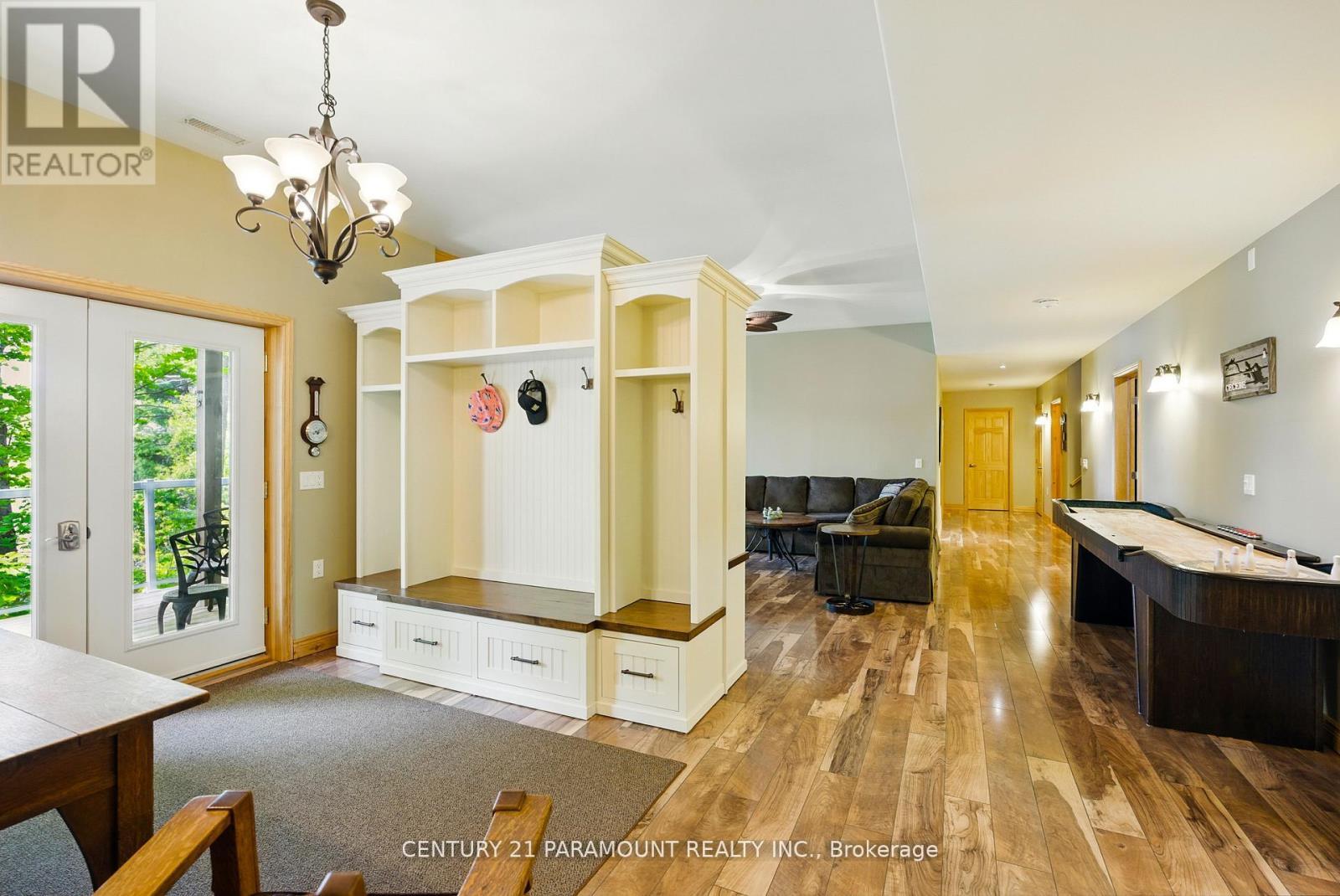 276 Jeffrey Road N, Ryerson, ON - Indoor Photo Showing Other Room