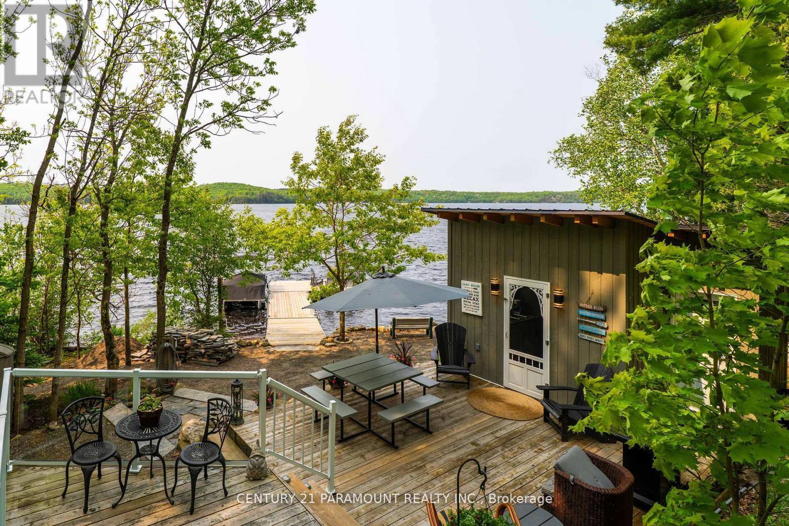 276 Jeffrey Road N, Ryerson, ON - Outdoor With Deck Patio Veranda