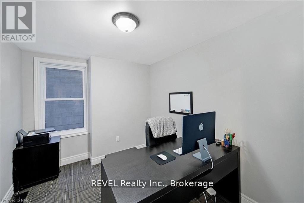 4102 Portage Road, Niagara Falls (Cherrywood), ON - Indoor Photo Showing Other Room