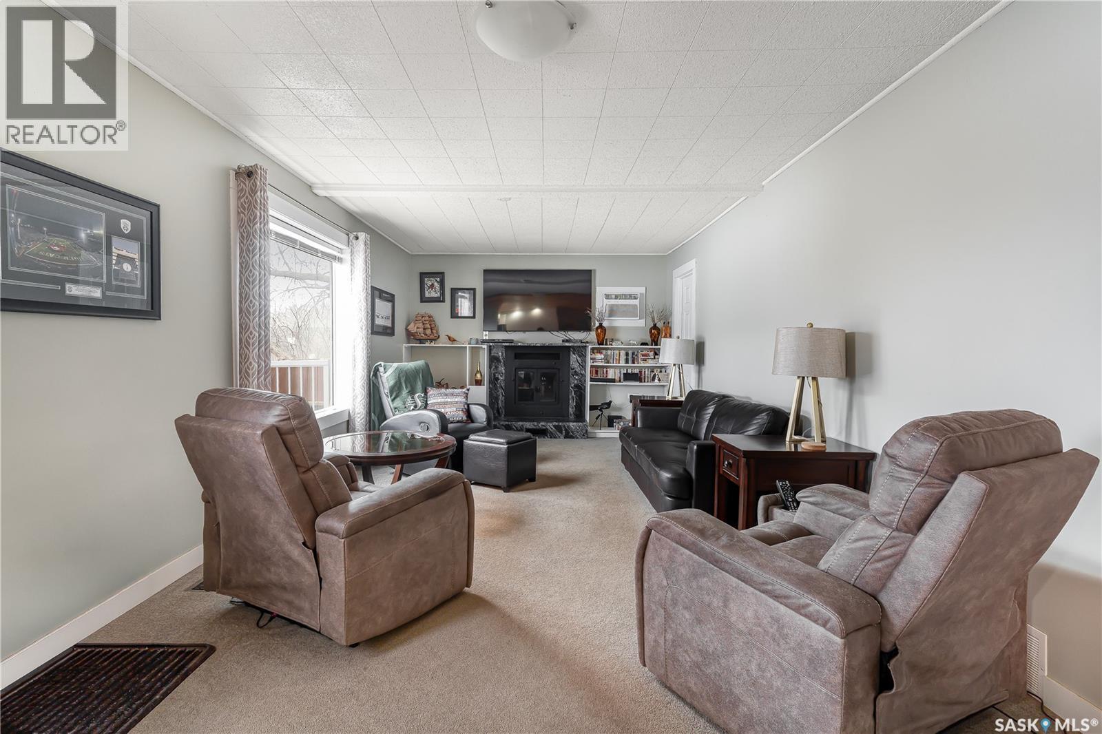 132 Whitetail Road, Crooked Lake, SK - Indoor Photo Showing Living Room