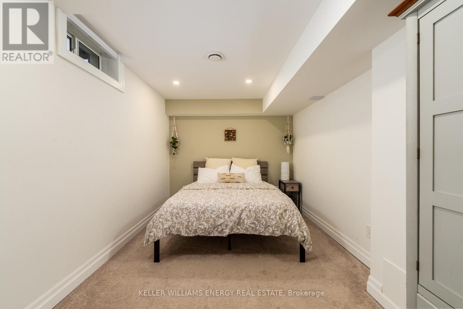 Lower - 36 Angela Crescent, Niagara-On-The-Lake (St. Davids), ON - Indoor Photo Showing Bedroom
