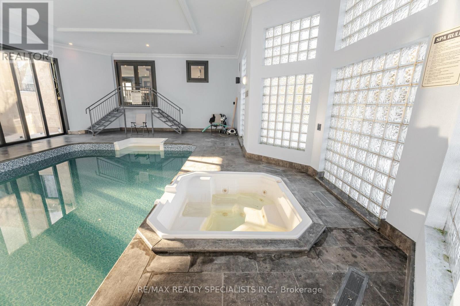 2991 Concession Rd 4 N, Adjala-Tosorontio, ON - Indoor Photo Showing Other Room