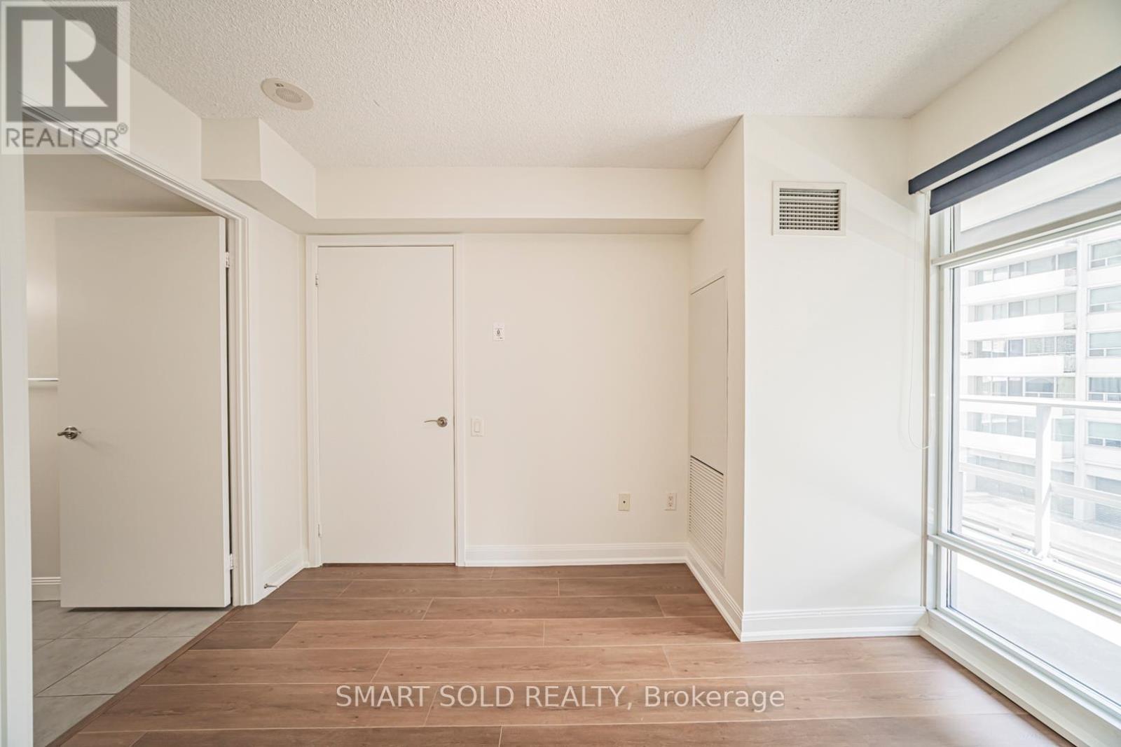 901 - 2191 Yonge Street, Toronto, ON - Indoor Photo Showing Other Room