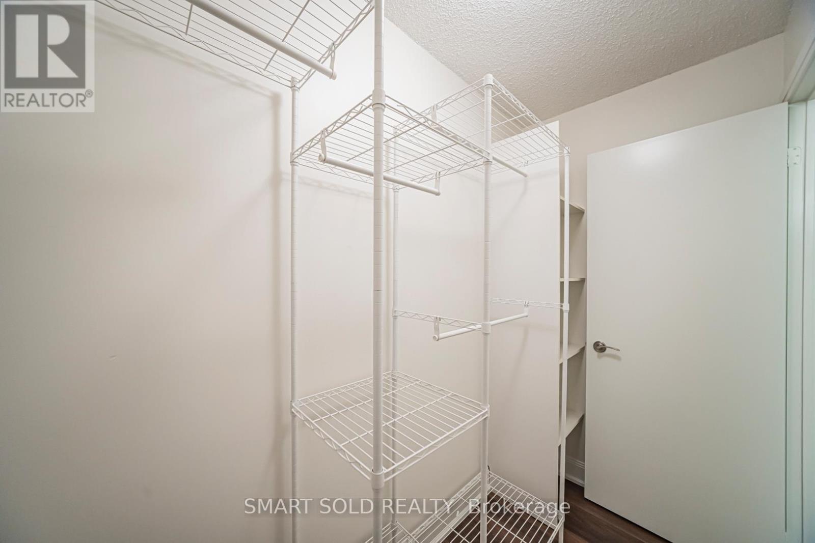 901 - 2191 Yonge Street, Toronto, ON - Photo Showing Other Room