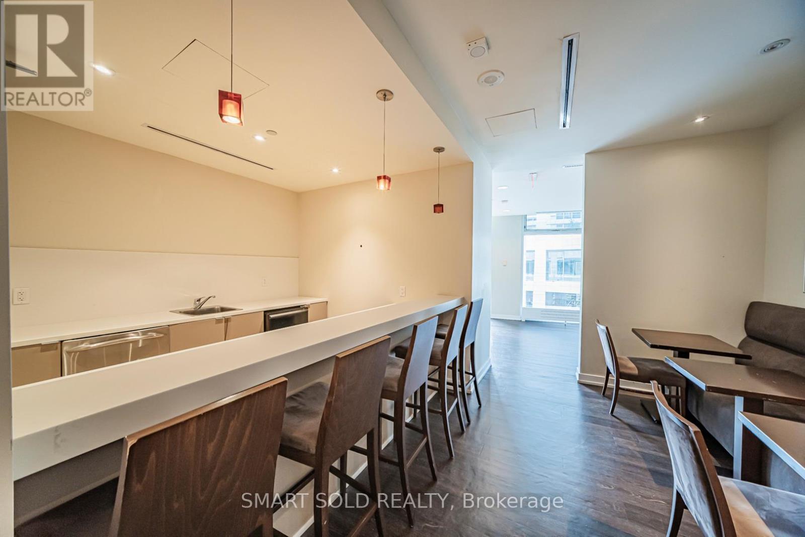 901 - 2191 Yonge Street, Toronto, ON - Indoor Photo Showing Other Room