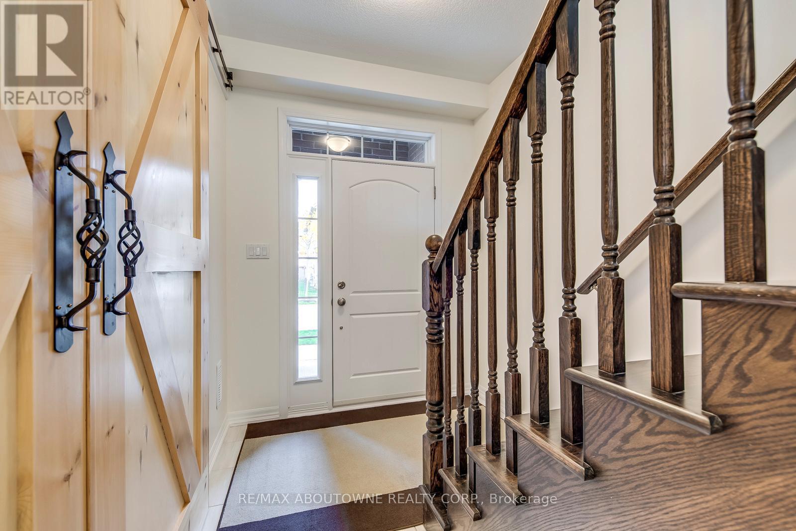 3338 Erasmum Street, Oakville, ON - Indoor Photo Showing Other Room