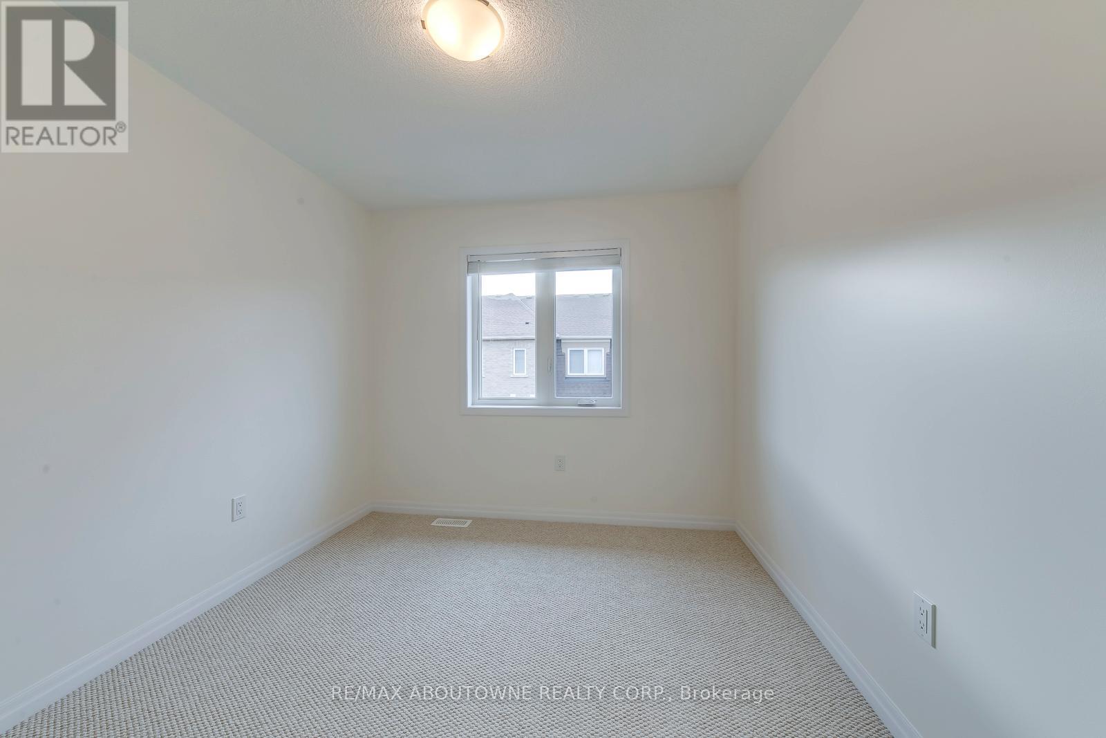 3338 Erasmum Street, Oakville, ON - Indoor Photo Showing Other Room