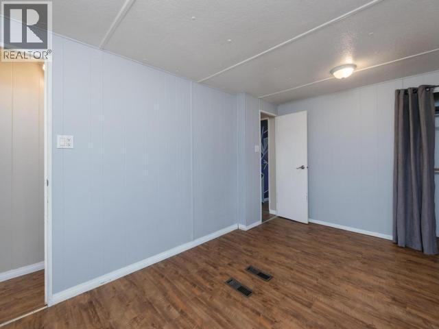 50-833 Range Road, Whitehorse, YT - Indoor Photo Showing Other Room