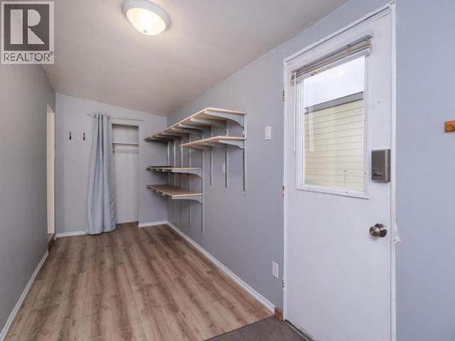 50-833 Range Road, Whitehorse, YT - Indoor Photo Showing Other Room