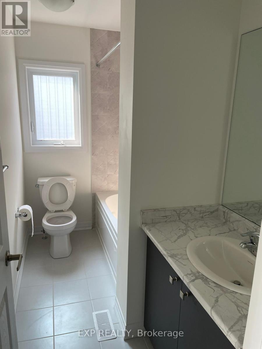 148 Port Crescent, Welland, ON - Indoor Photo Showing Bathroom