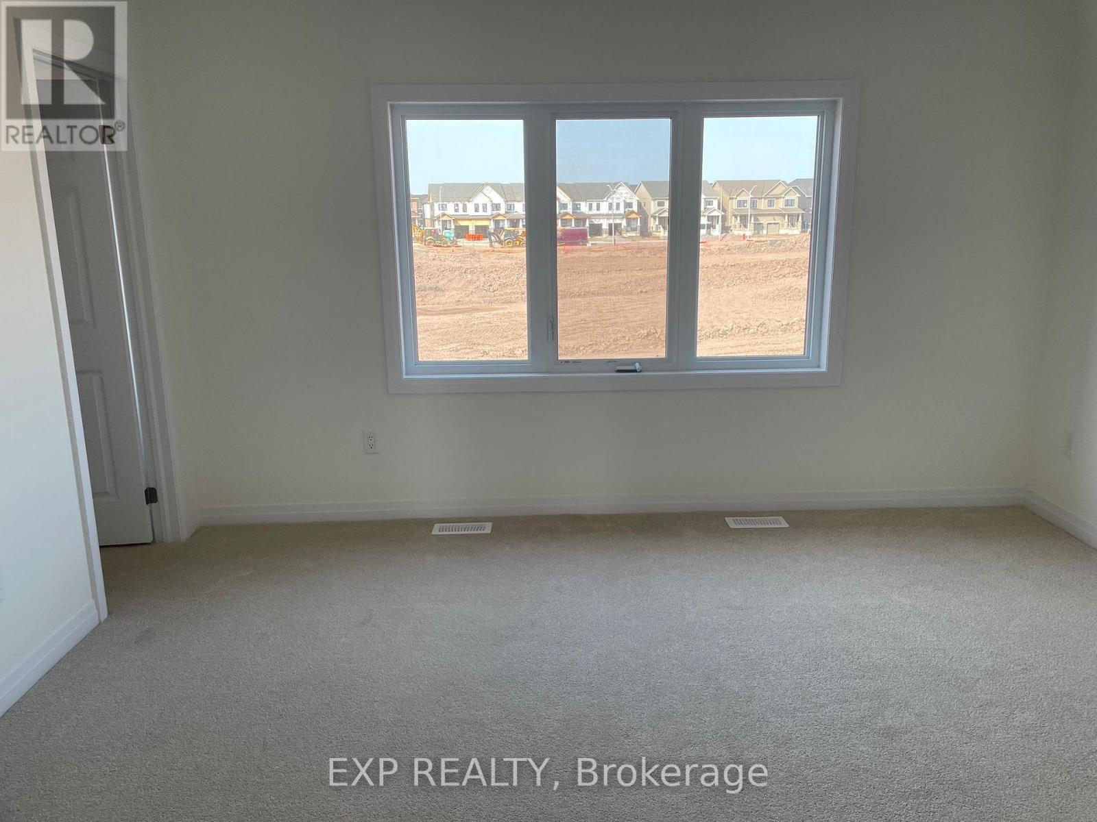 148 Port Crescent, Welland, ON - Indoor Photo Showing Other Room