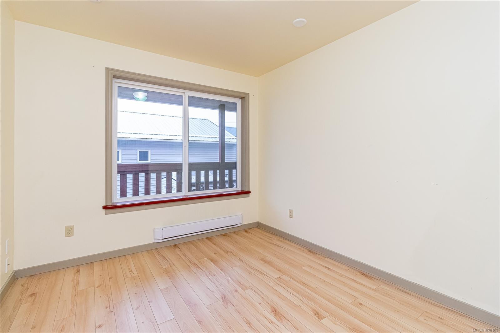 84 Lakeview Ave, Lake Cowichan, BC