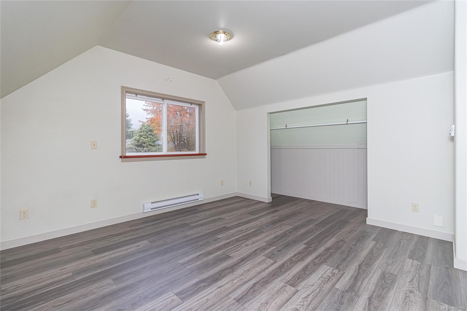 84 Lakeview Ave, Lake Cowichan, BC