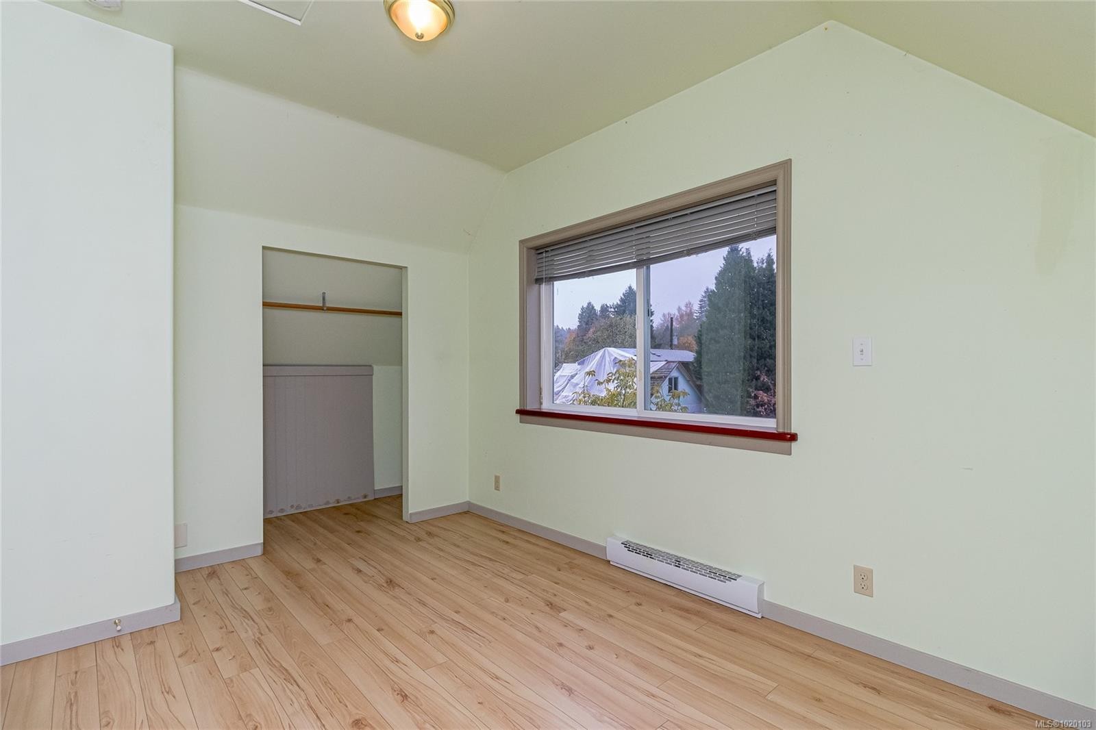 84 Lakeview Ave, Lake Cowichan, BC