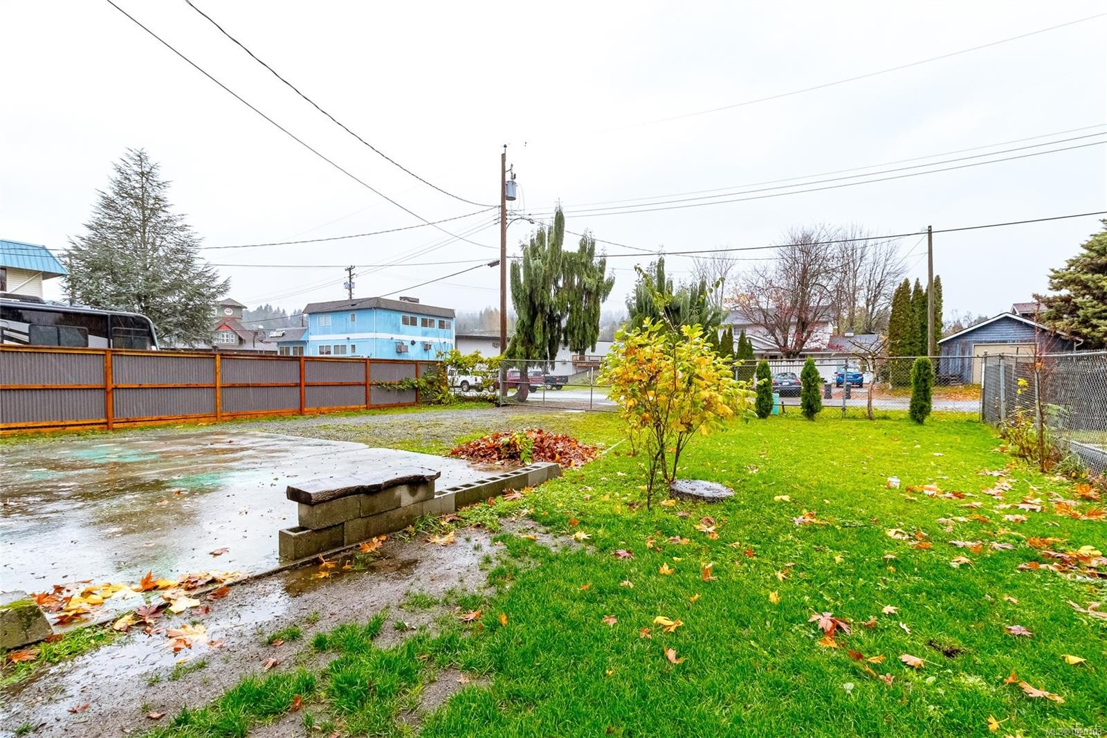 84 Lakeview Ave, Lake Cowichan, BC