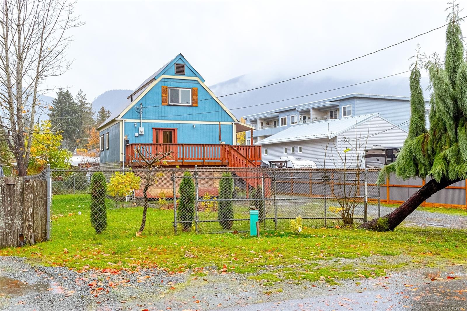 84 Lakeview Ave, Lake Cowichan, BC