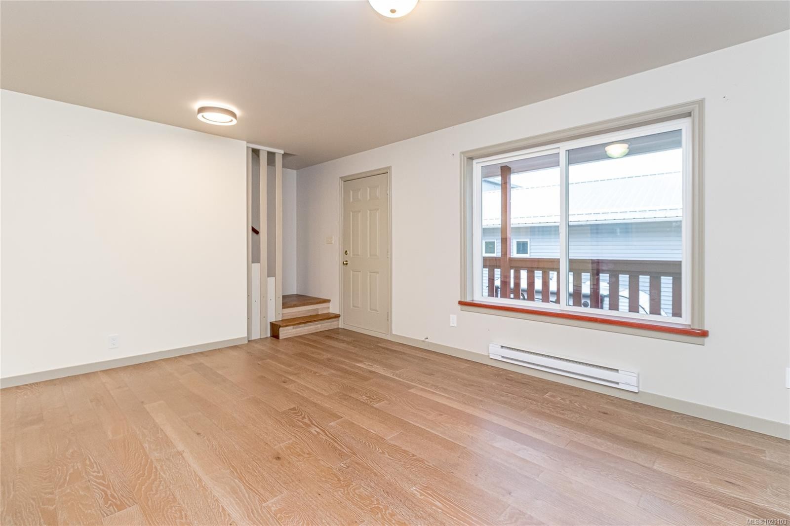 84 Lakeview Ave, Lake Cowichan, BC