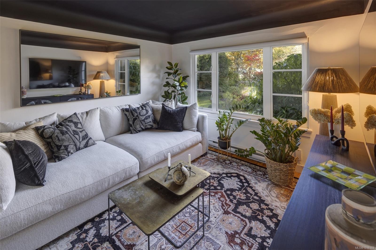 41 Tovey Cres, View Royal, BC