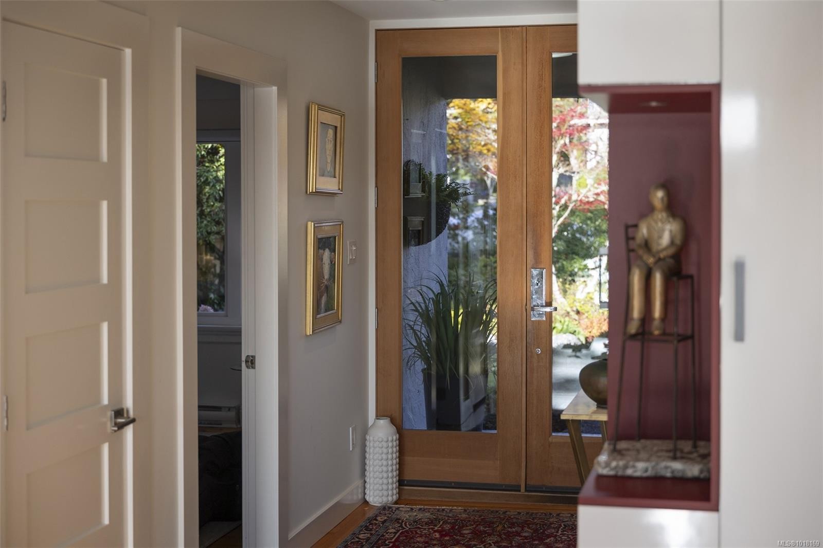 41 Tovey Cres, View Royal, BC