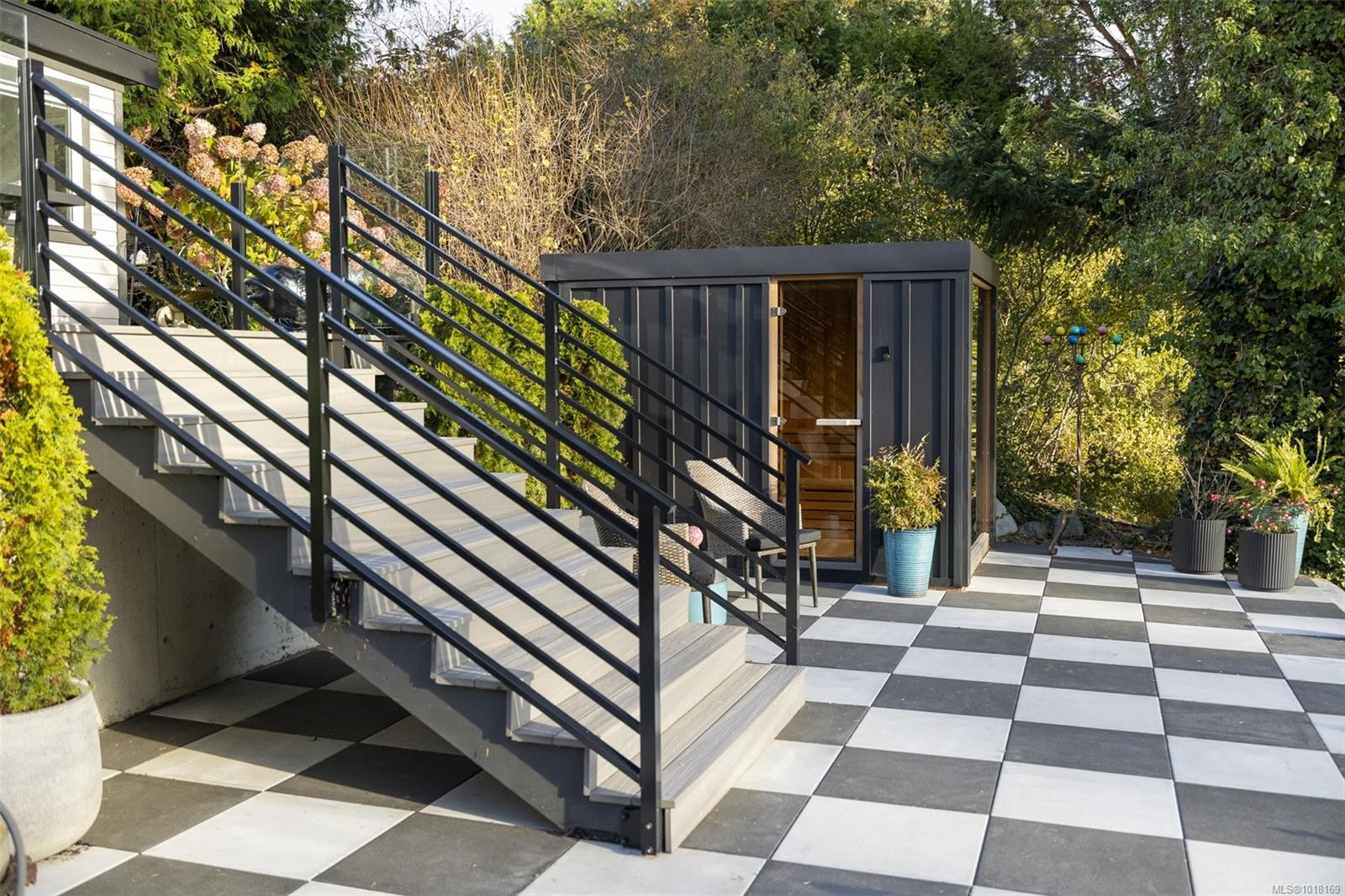 41 Tovey Cres, View Royal, BC