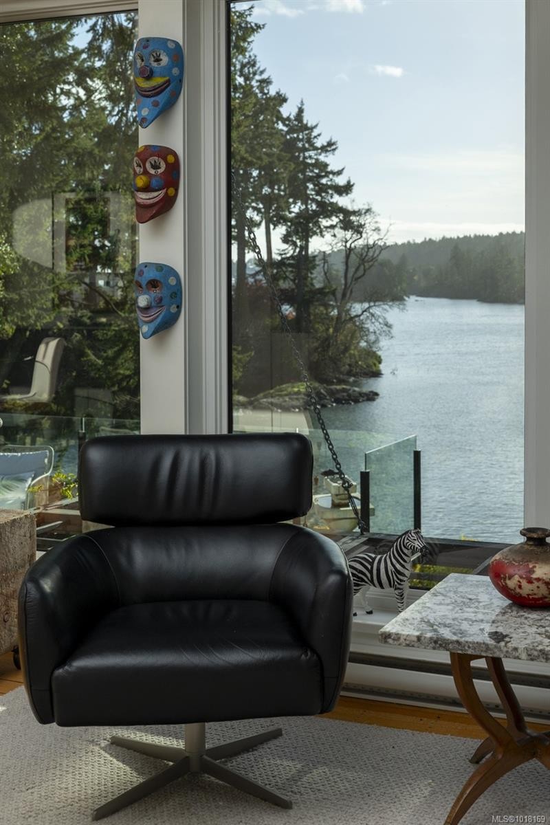 41 Tovey Cres, View Royal, BC