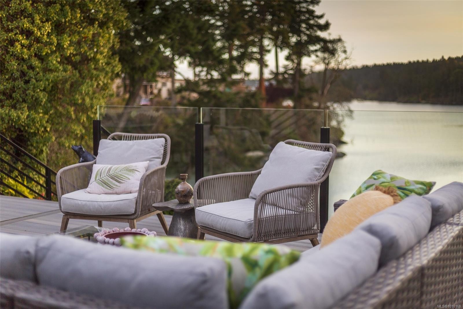 41 Tovey Cres, View Royal, BC