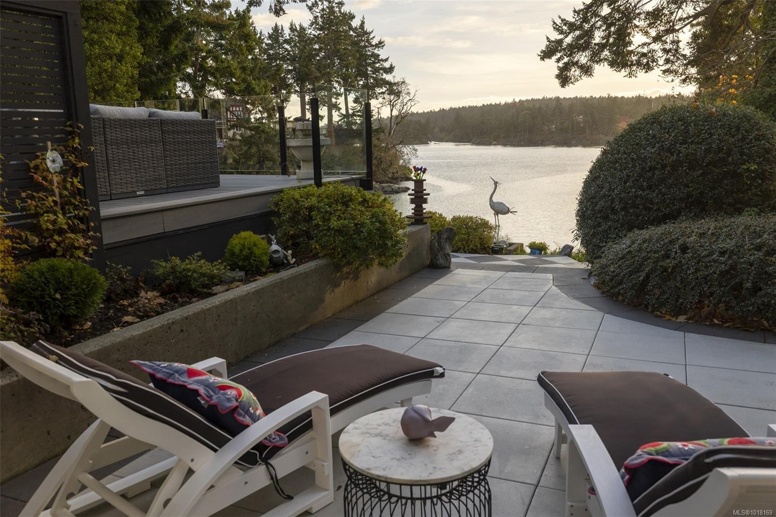 41 Tovey Cres, View Royal, BC