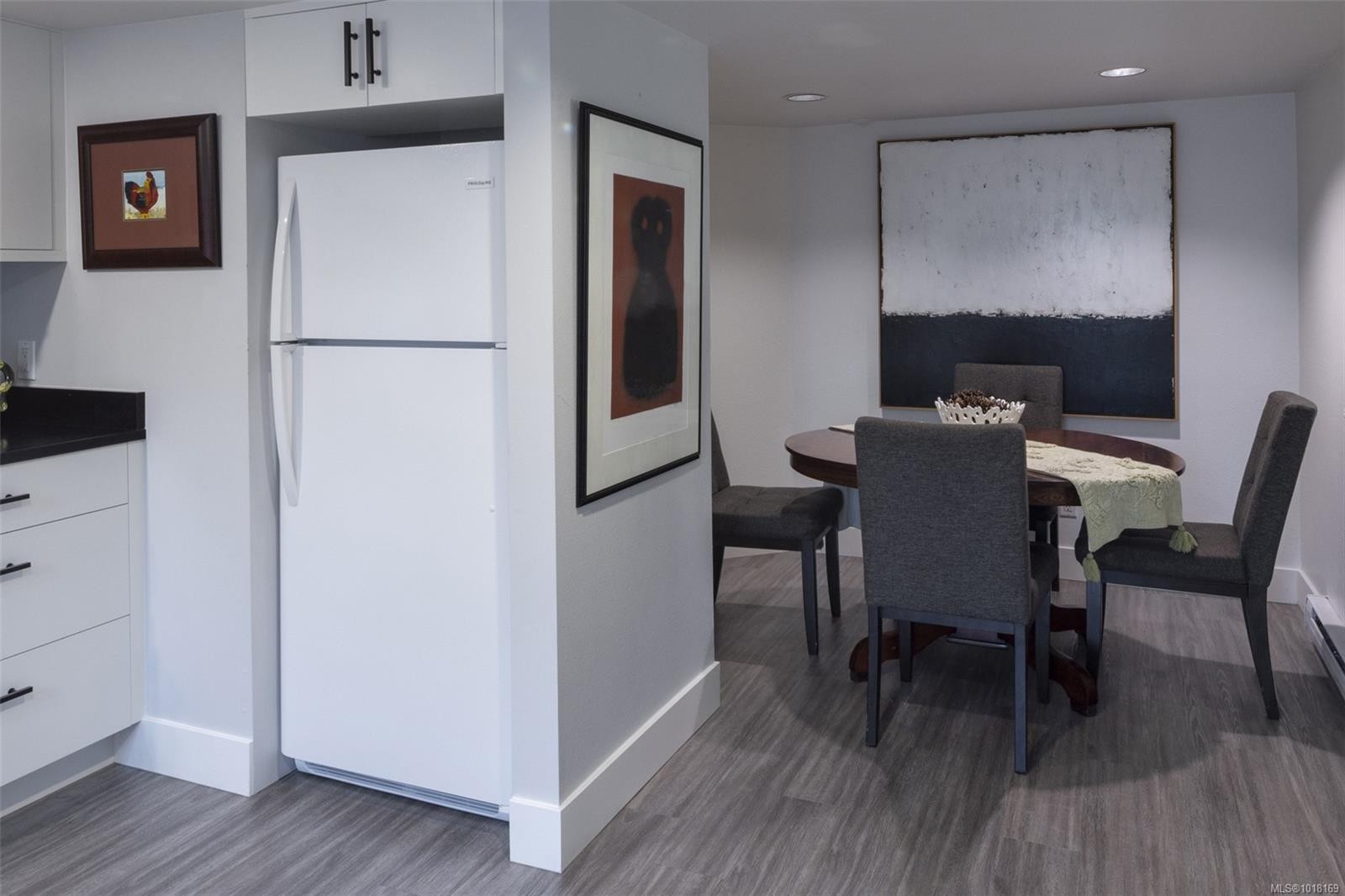 41 Tovey Cres, View Royal, BC