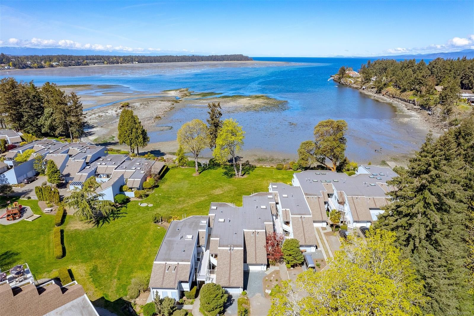 613-1600 Stroulger Rd, Nanoose Bay, BC