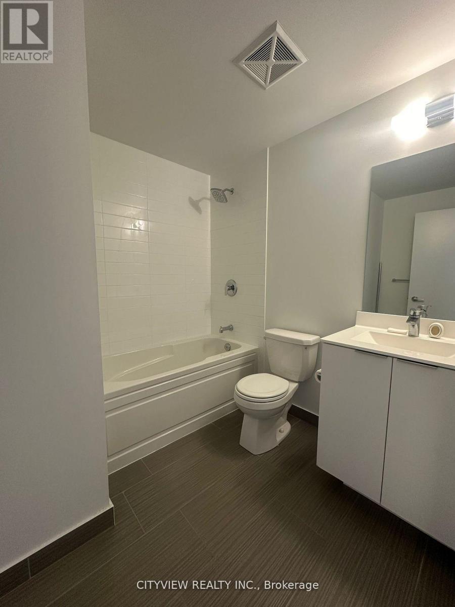 3908 - 20 Shore Breeze Drive, Toronto, ON - Indoor Photo Showing Bathroom