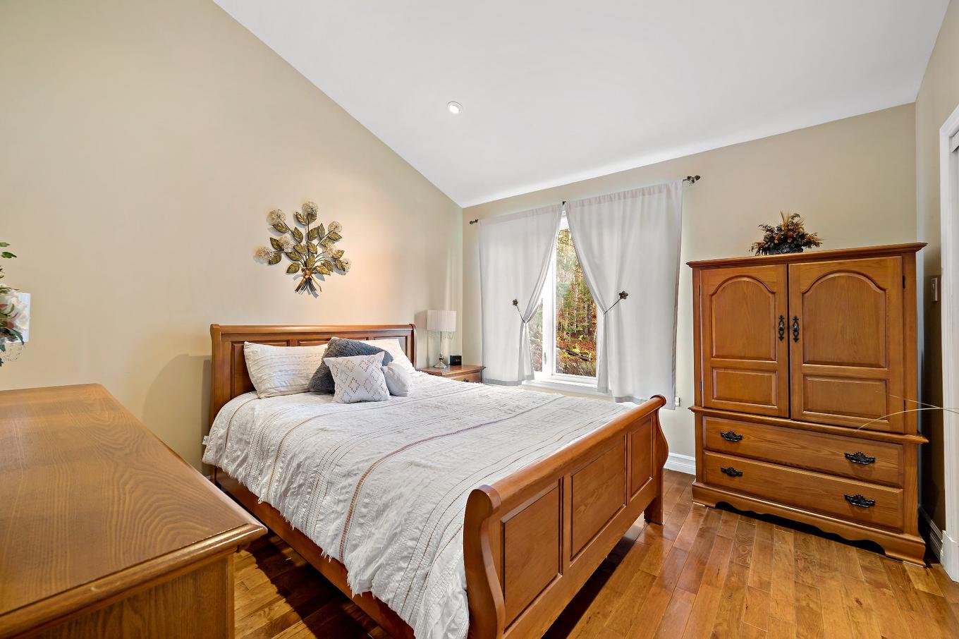 Chambre à coucher - 1135 Ch. Du Tour-Du-Lac, Nominingue, QC - Indoor Photo Showing Bedroom