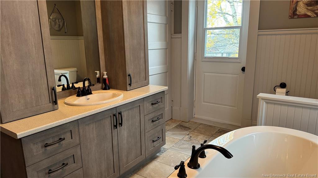 22 Cyr St, Saint-Léonard, NB