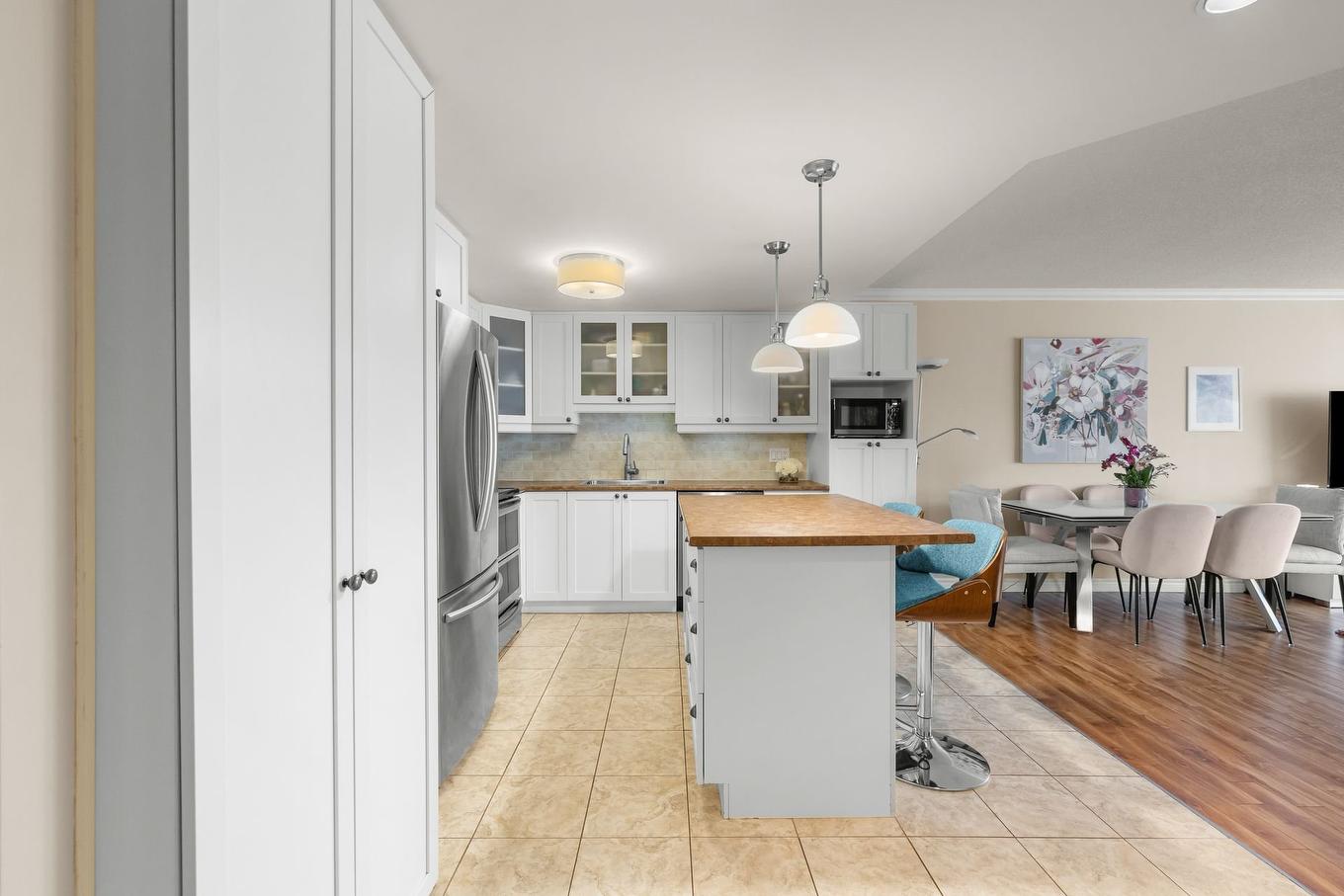 Overall view - 405-6545 Rue St-Laurent, Lévis (Desjardins), QC - Indoor Photo Showing Other Room