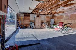 Garage -