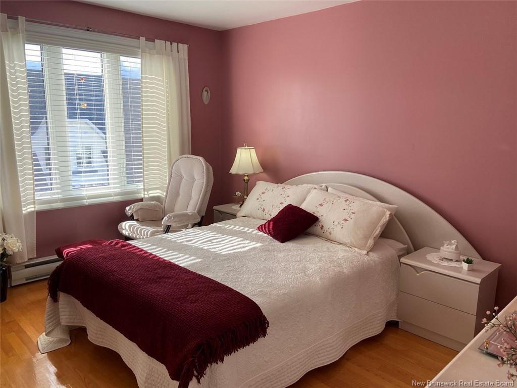 20 I Du Bourg Ave, Edmundston, NB