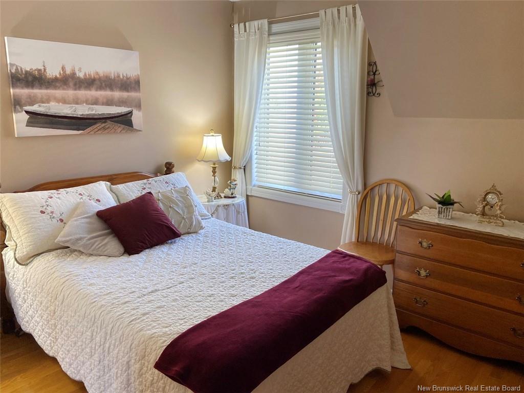 20 I Du Bourg Ave, Edmundston, NB